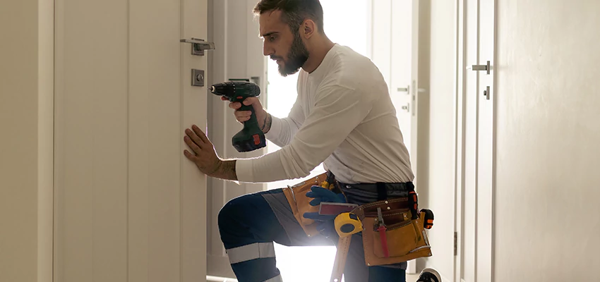 Mailbox Lock Installation Expert in East Porterville, California