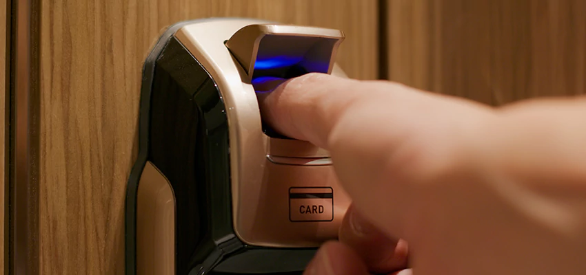 Fingerprint Door Locks Replacement in East Porterville, CA