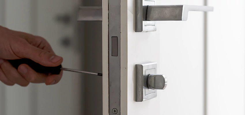 Key Programming Locksmith Open Now in East Porterville, California